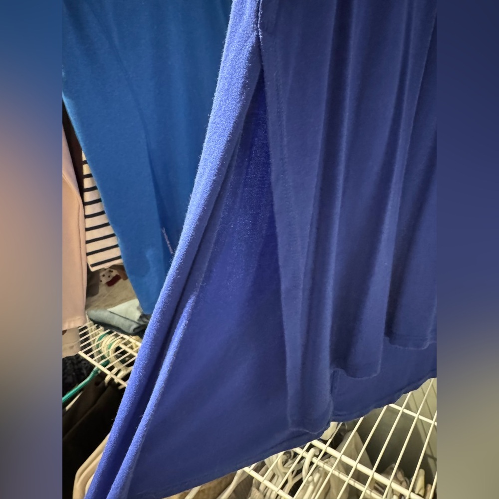 DEX Blue V-Neck Long Sleeve Women's Top - Picture 3 of 4